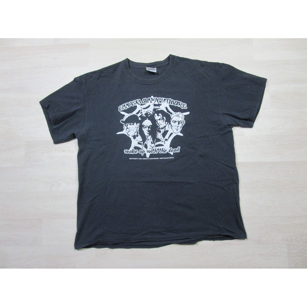 Under A Nightmare Band (XL) T Shirt Horror Punk Rock Underground Vintage Y2K